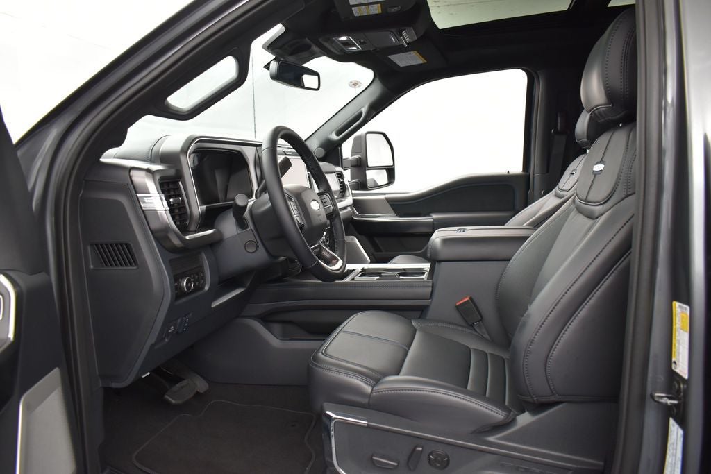 2026 Ford F-350SD Platinum DRW 723A