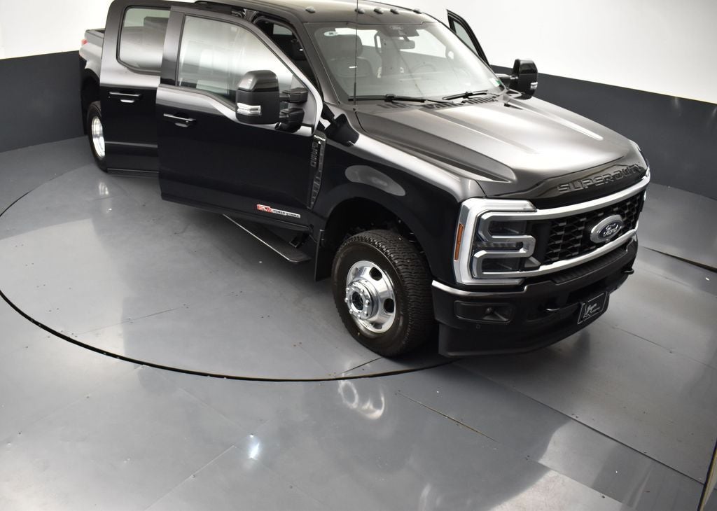 2026 Ford F-350SD Platinum 723A DRW