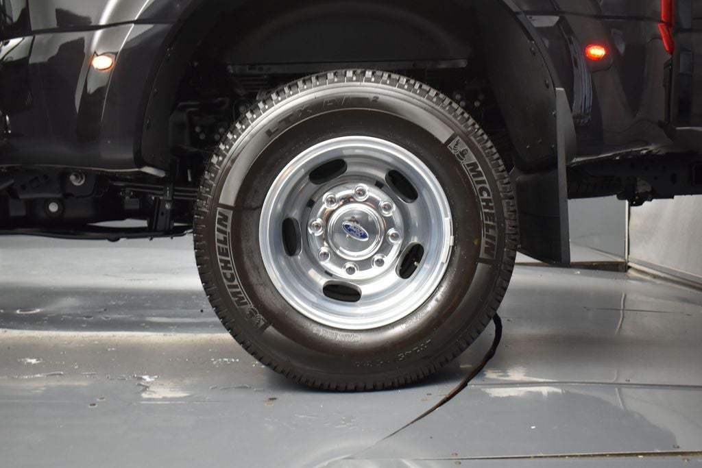 2026 Ford F-350SD Platinum 723A DRW