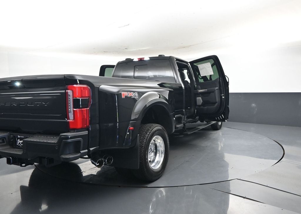 2026 Ford F-350SD Platinum 723A DRW