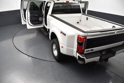 2026 Ford F-350SD Platinum 723A DRW