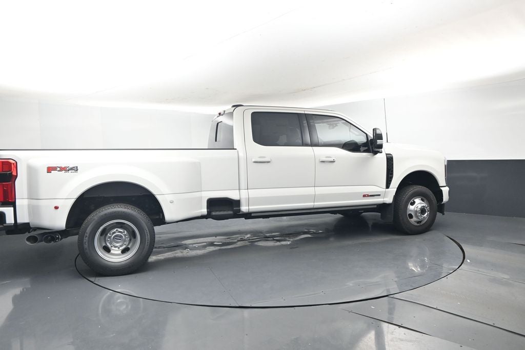 2026 Ford F-350SD Platinum 723A DRW