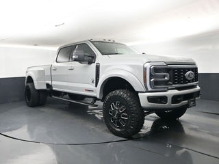 2026 Ford F-350SD Platinum Black Widow