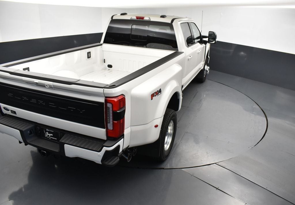 2026 Ford F-350SD Platinum 723A DRW