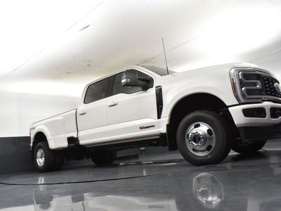 2026 Ford F-350SD Platinum 723A DRW