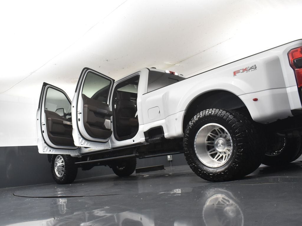 2025 Ford F-450SD King Ranch DRW