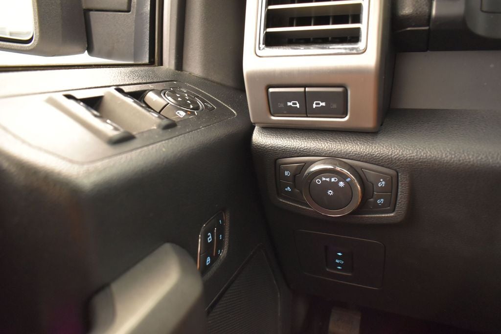 2016 Ford F-150 XLT 701A