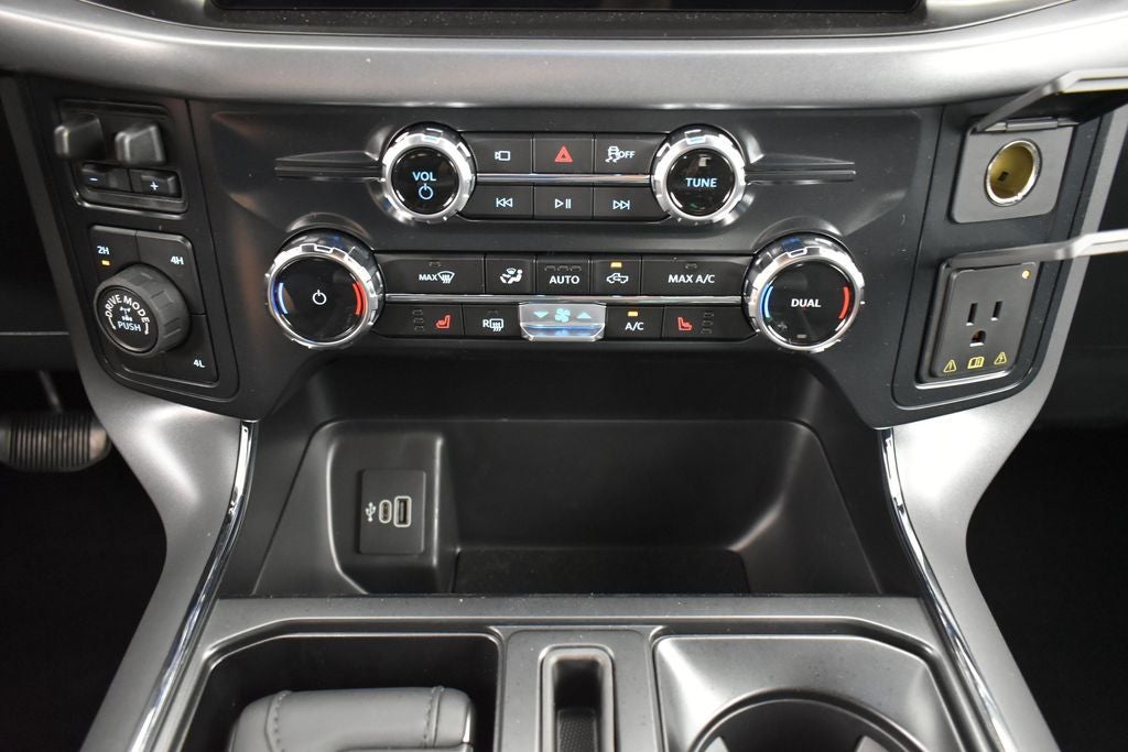 2026 Ford F-150 XLT 302A