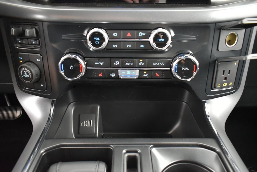 2026 Ford F-150 XLT 302A