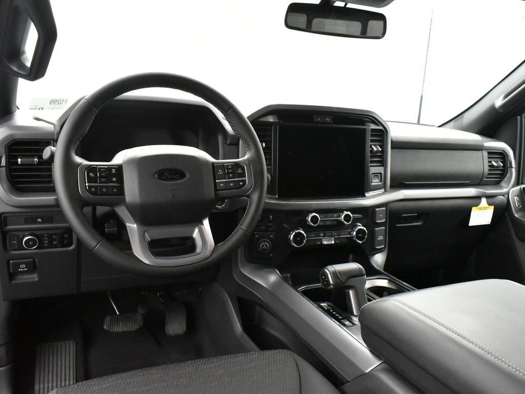 2025 Ford F-150 XLT 302A