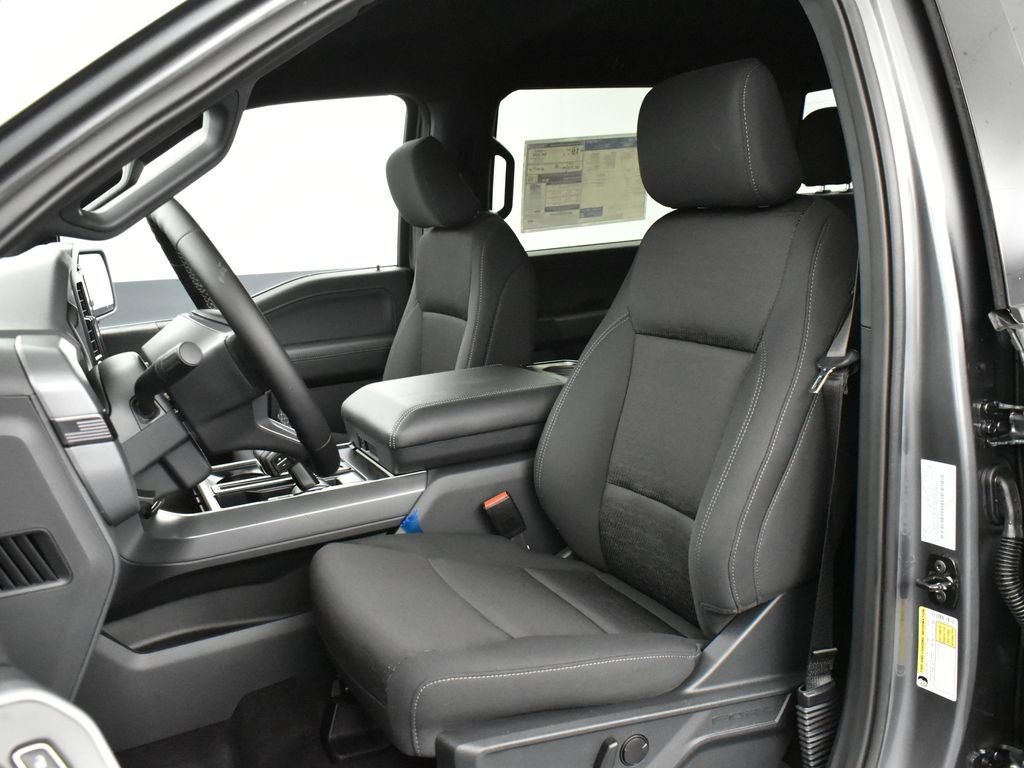 2025 Ford F-150 XLT 302A