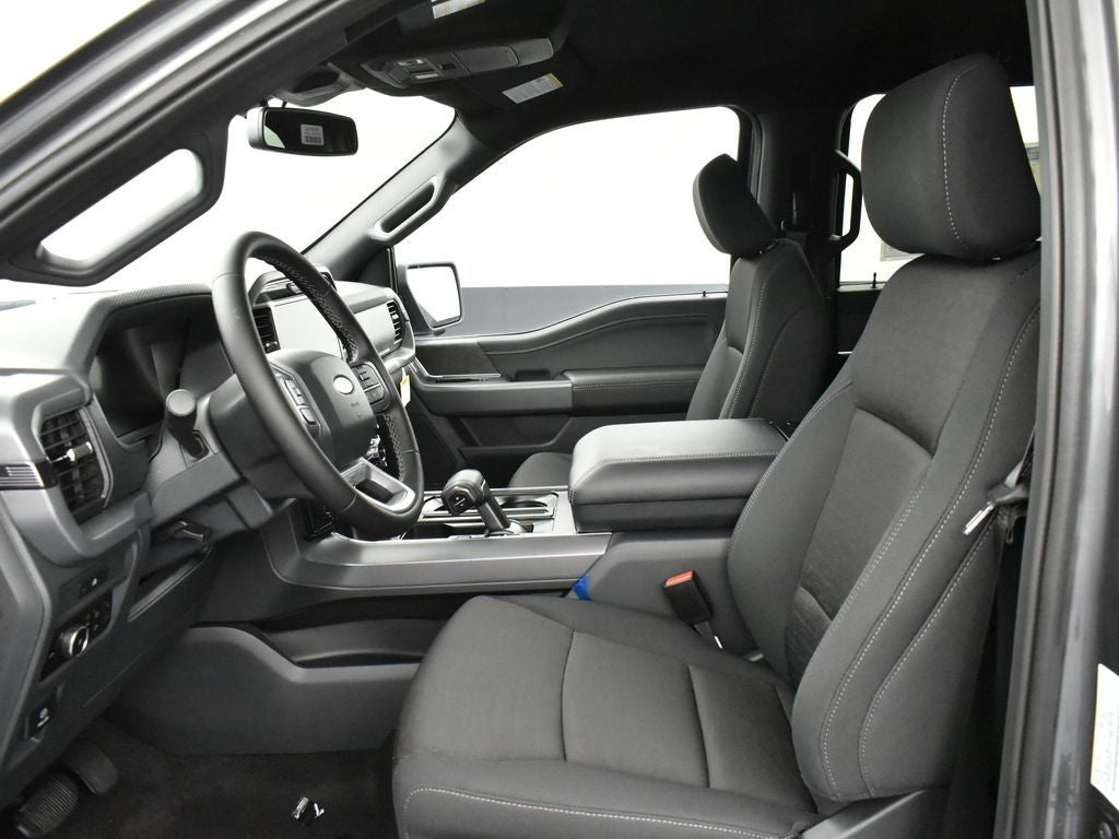 2025 Ford F-150 XLT 302A