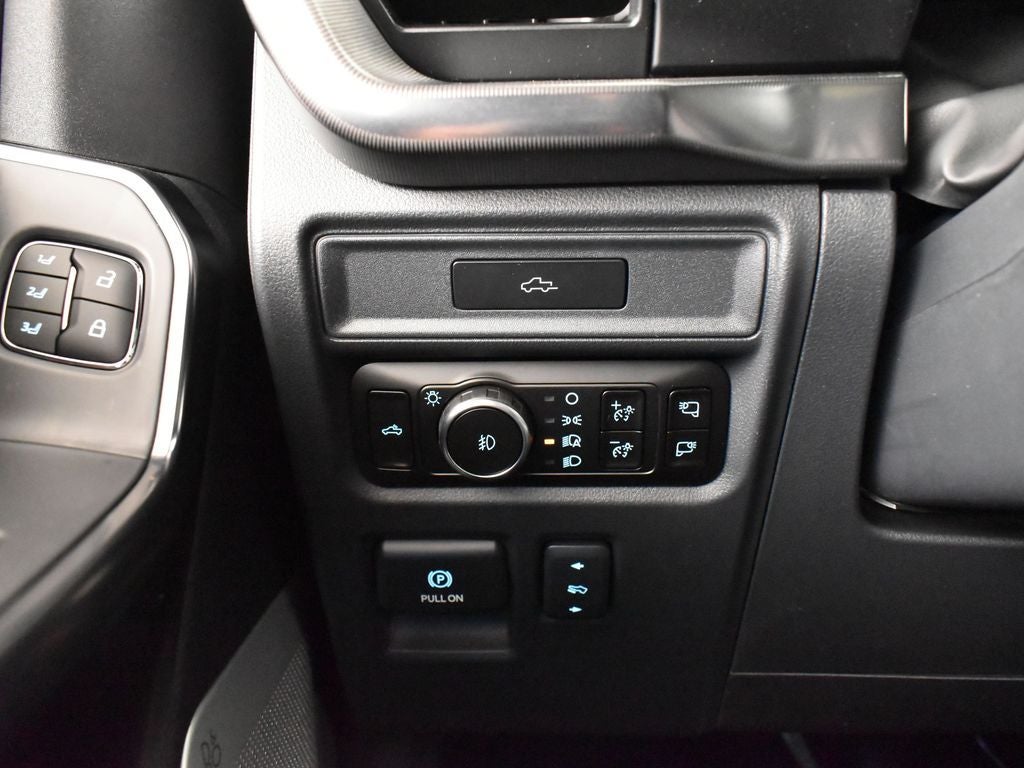 2026 Ford F-150 Platinum 702A