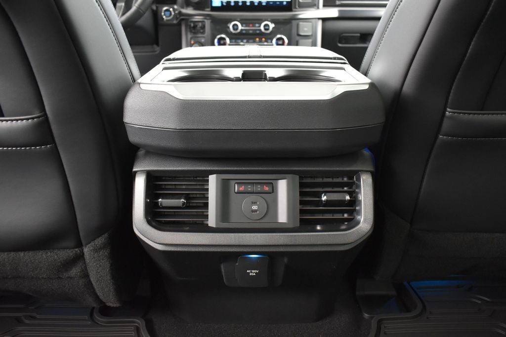 2026 Ford F-150 Platinum 702A