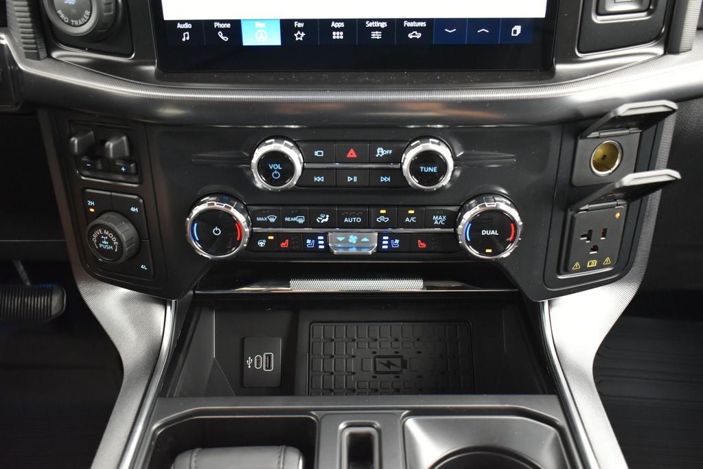 2026 Ford F-150 Platinum 702A