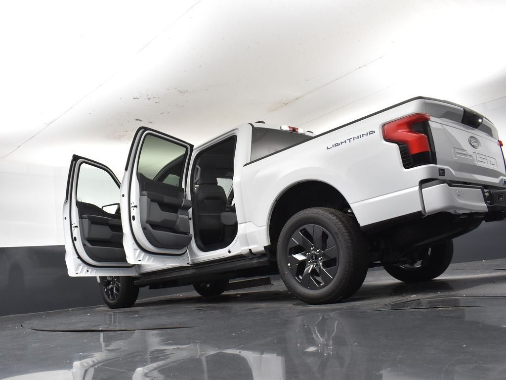 2025 Ford F-150 Lightning Flash 312A