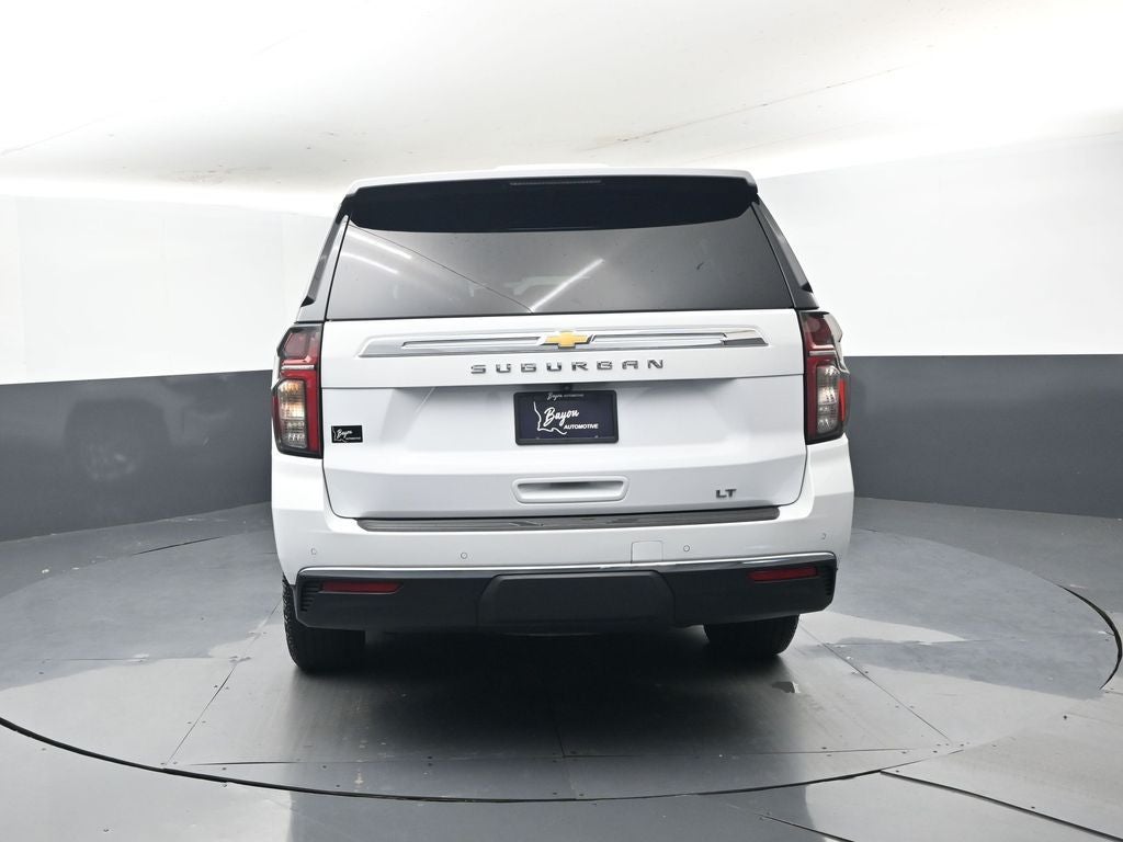 2022 Chevrolet Suburban LT
