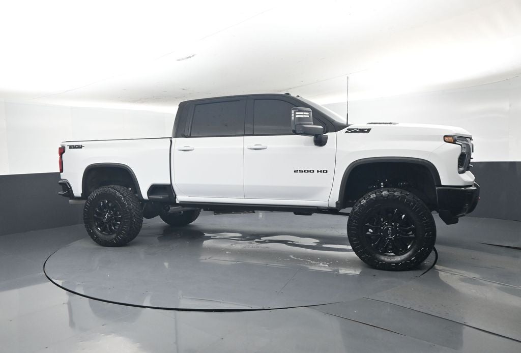 2025 Chevrolet Silverado 2500HD LTZ