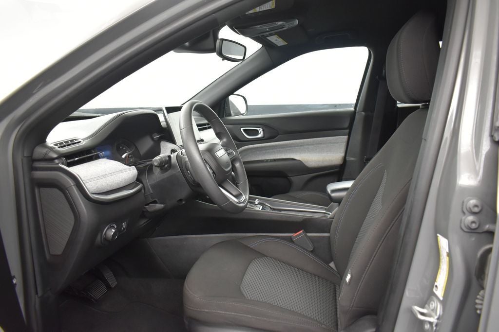 2023 Jeep Compass Sport