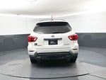 2018 Nissan Pathfinder Platinum