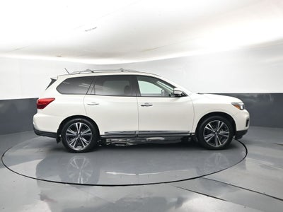2018 Nissan Pathfinder Platinum