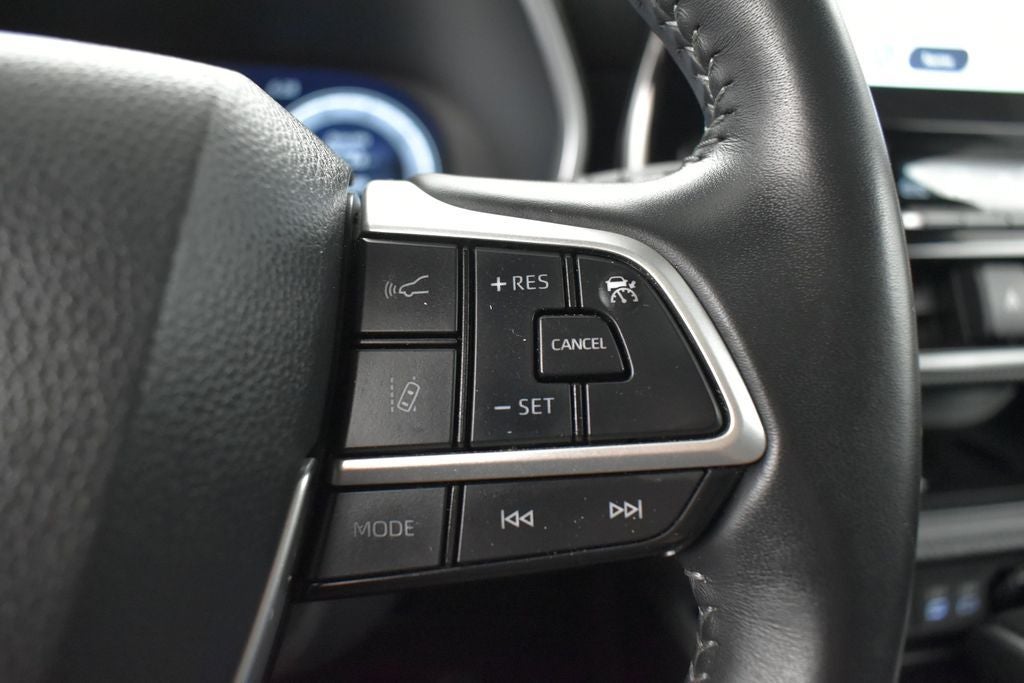 2025 Toyota Highlander XSE