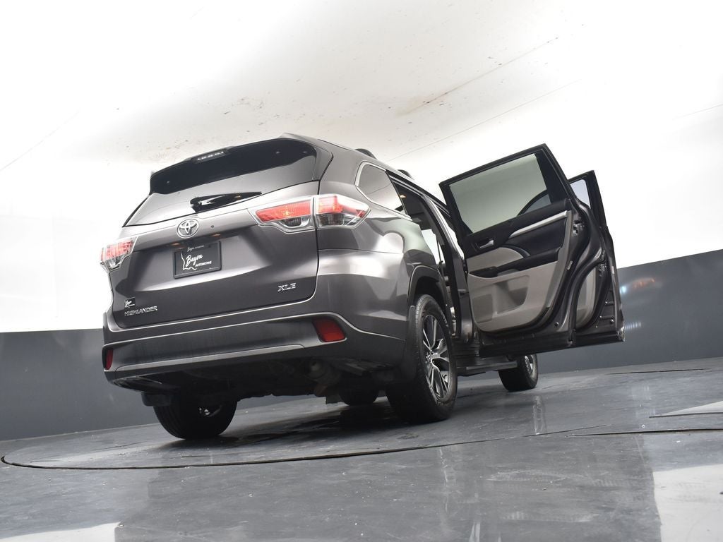 2016 Toyota Highlander XLE V6