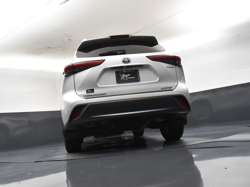 2022 Toyota Highlander Hybrid Limited