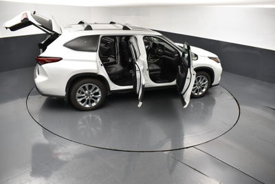 2022 Toyota Highlander Hybrid Limited