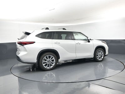 2022 Toyota Highlander Hybrid Limited