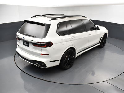 2025 BMW X7 xDrive40i