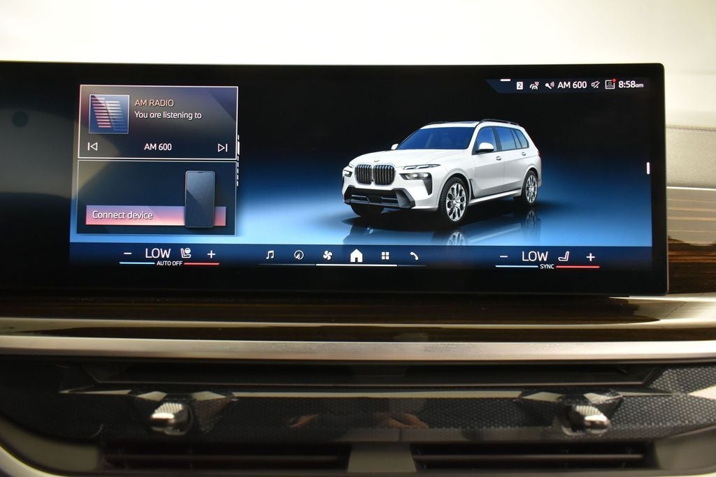 2025 BMW X7 xDrive40i