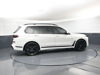 2025 BMW X7 xDrive40i