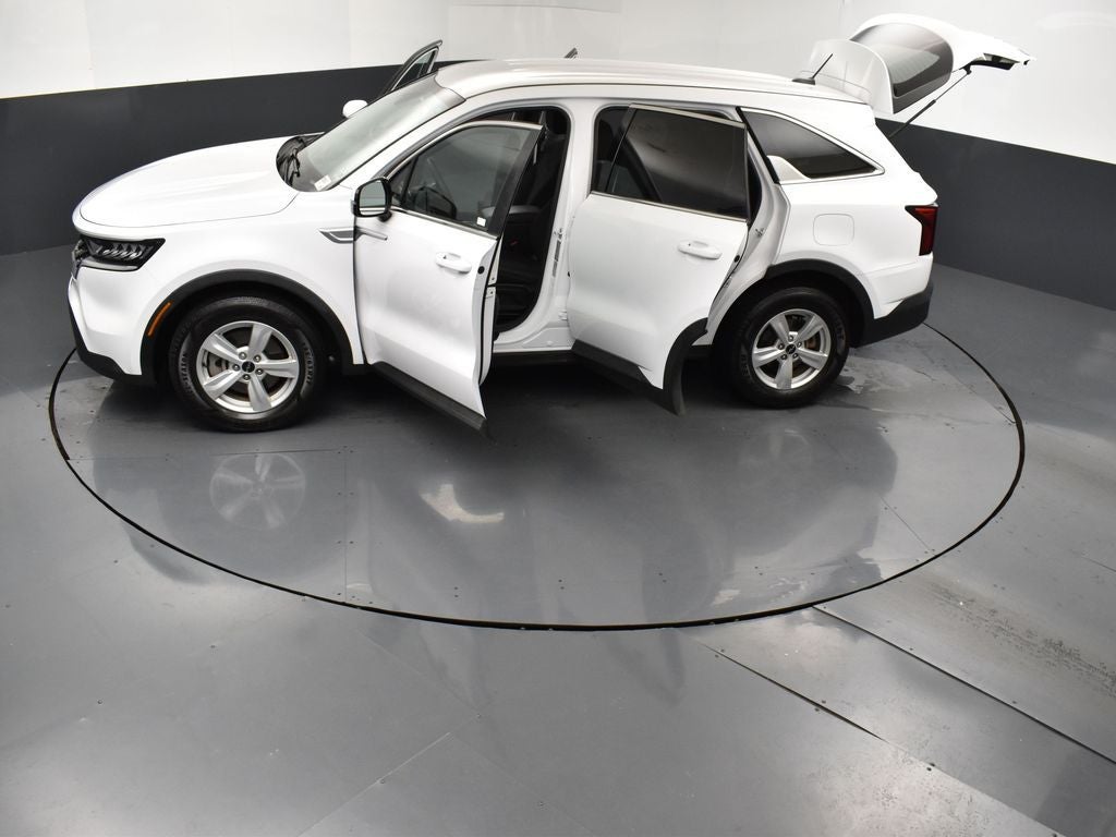 2022 Kia Sorento LX