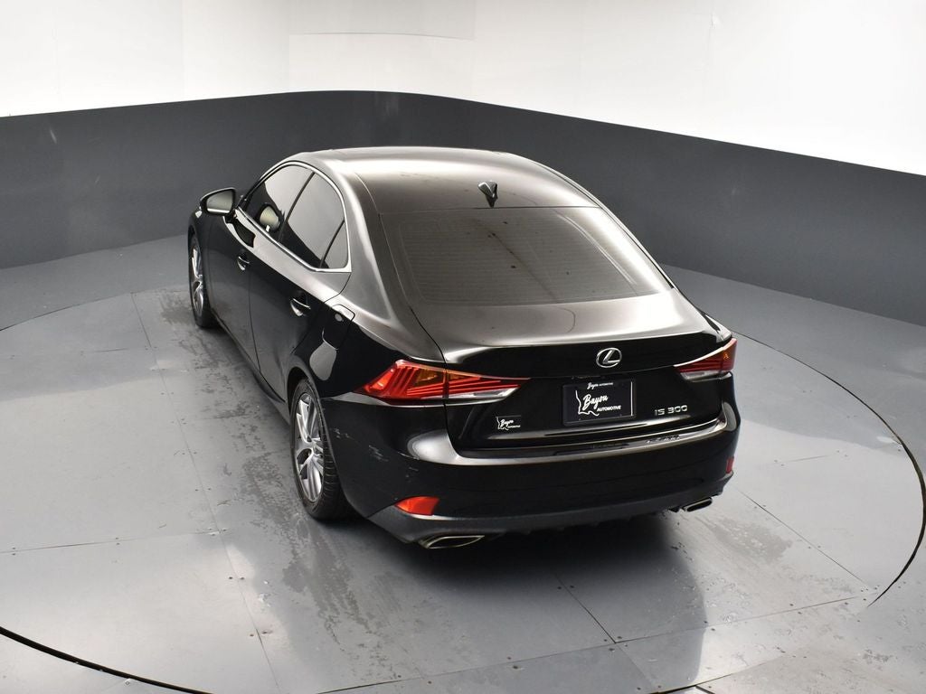 2018 Lexus IS 300