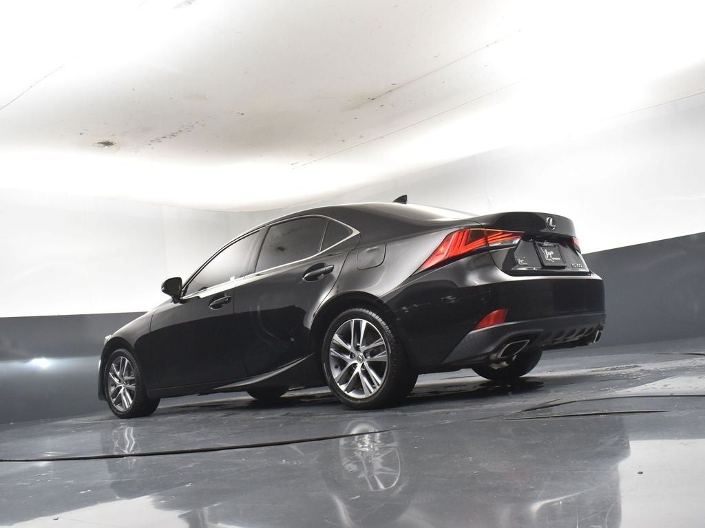 2018 Lexus IS 300