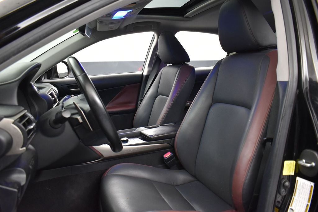 2018 Lexus IS 300
