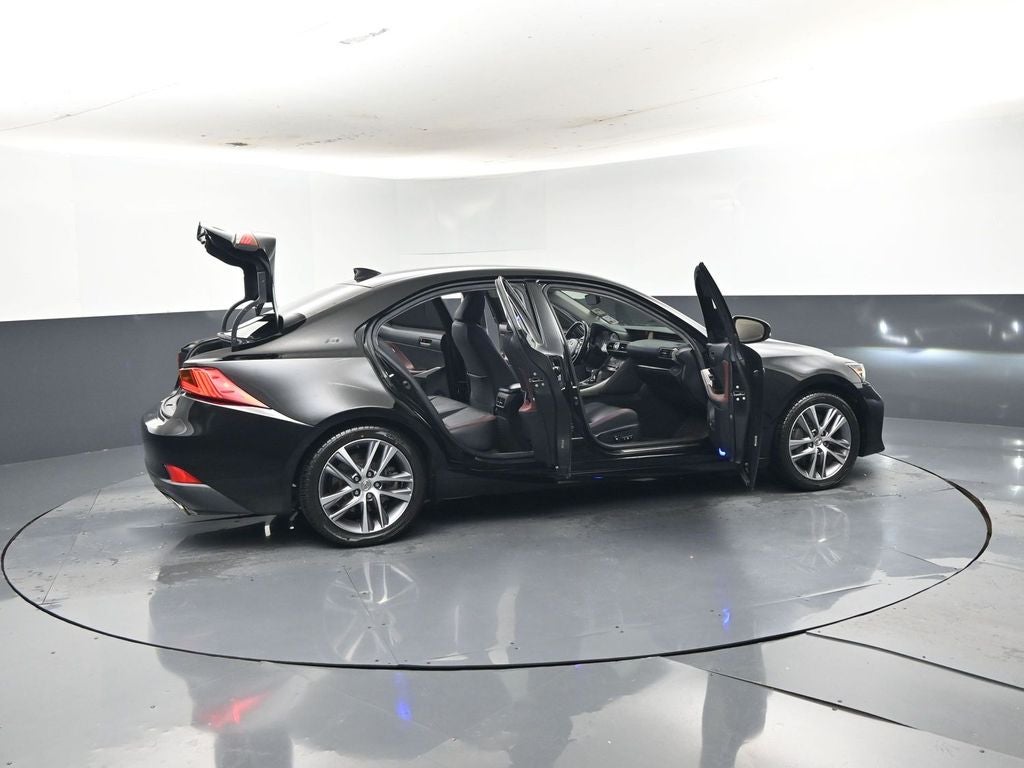 2018 Lexus IS 300