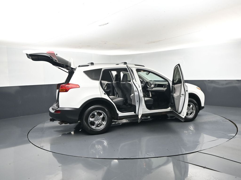 2013 Toyota RAV4 LE