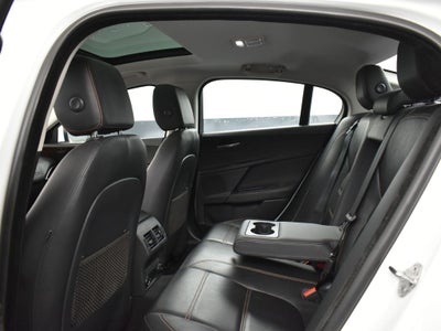 2019 Jaguar XE 25t Prestige