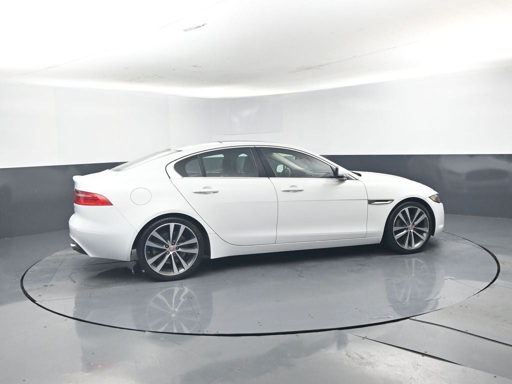 2019 Jaguar XE 25t Prestige