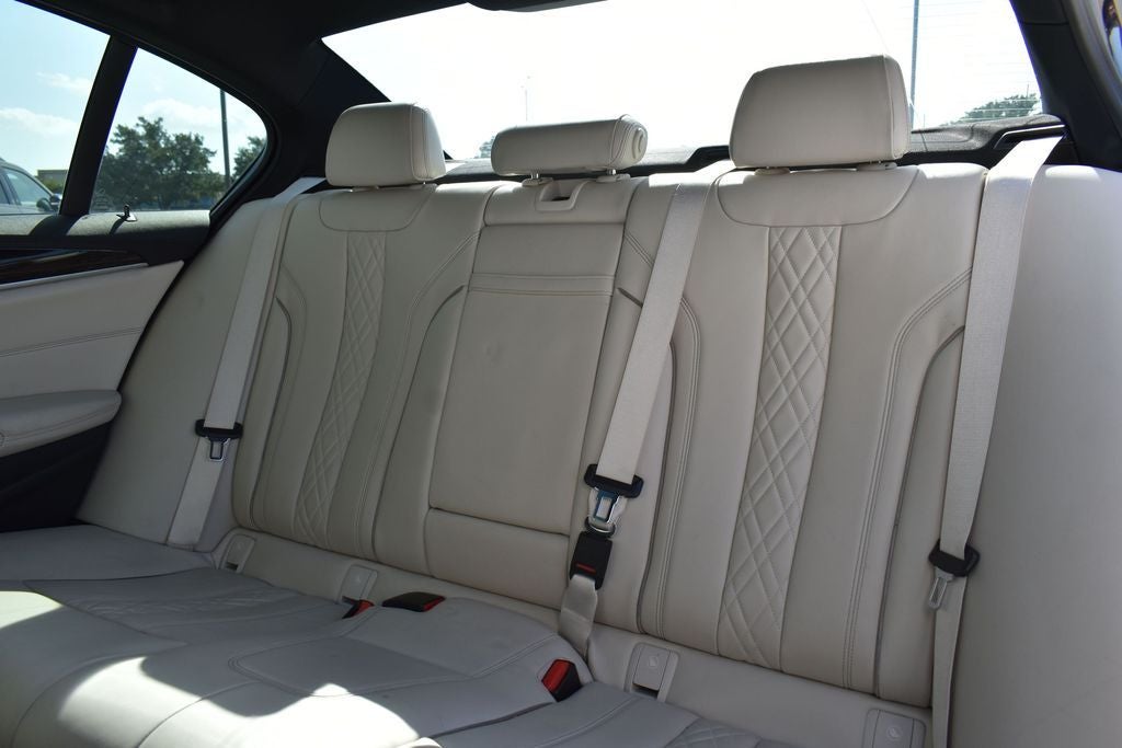 2017 BMW 5 Series 540i